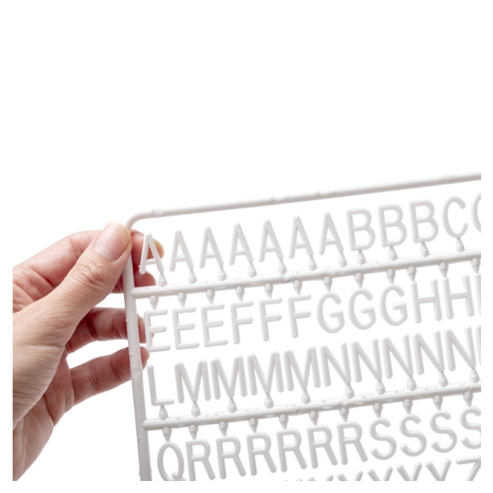 Letter set IEZZY voor letterbord 2x150 wit