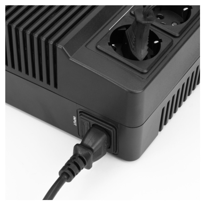 Kabel ACT STROOM C13 recht - CEE7/7 zwart 2.0 meter